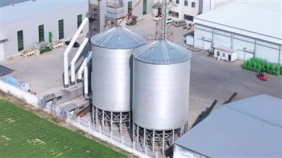 Steel Silos vs. Concrete Silos: What’s the Difference?
