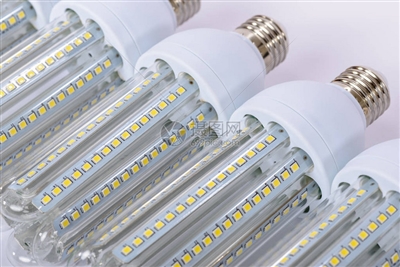 LED Flood Light Vs Spotlight For Outdoor IP65 Lighting